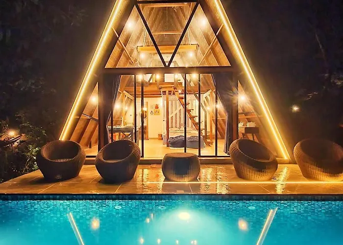 The Triangle Villa