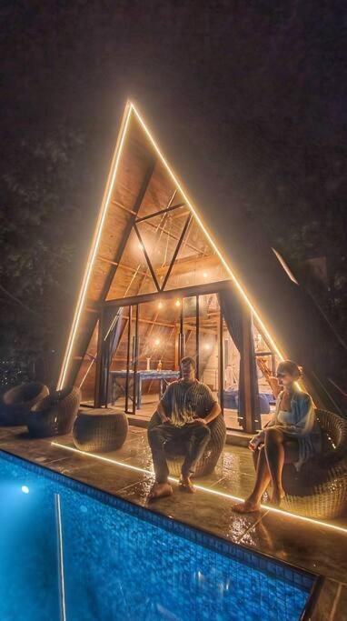 The Triangle Вилла Элла
